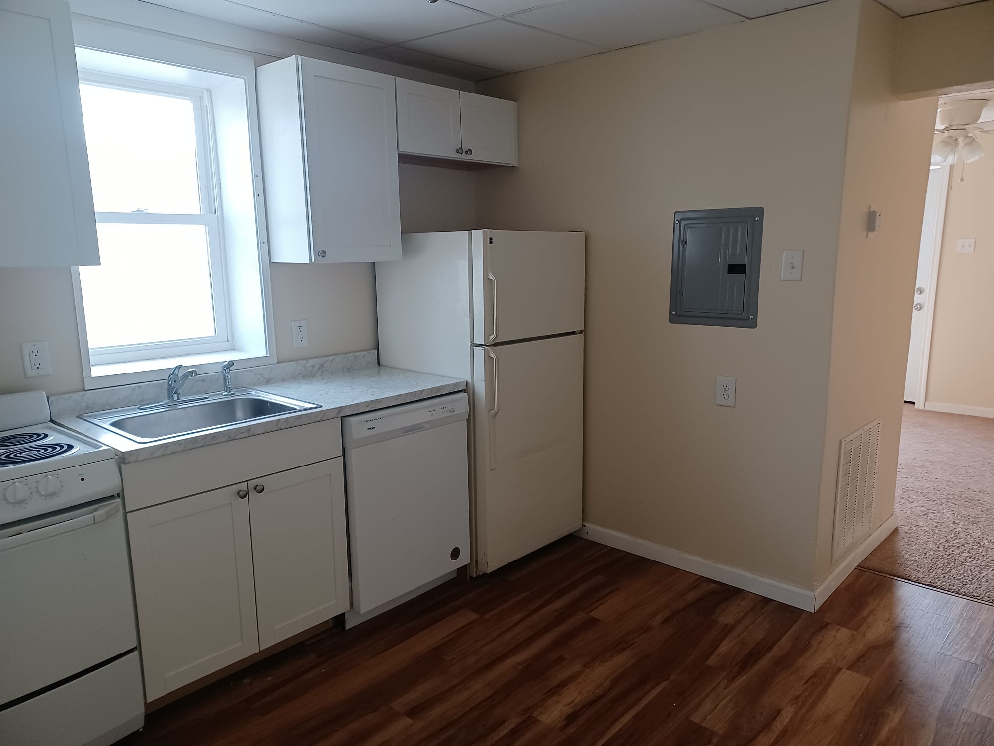 616 Montclair Street - 5